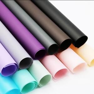 Foggy Opp Material Bouquet Embalaje <span class=keywords><strong>Papel</strong></span> de regalo impermeable <span class=keywords><strong>para</strong></span> <span class=keywords><strong>flores</strong></span> - Product Image 2