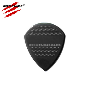Pince à guitare avec anse personnalisée, gaufrage de forme personnalisée - Product Image 3