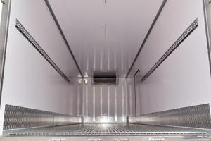 Camión Frigorífico Sinotruk HOWO 4*2 Mini <span class=keywords><strong>de</strong></span> <span class=keywords><strong>Segunda</strong></span> <span class=keywords><strong>Mano</strong></span> con Refrigerador Thermo King - Product Image 6