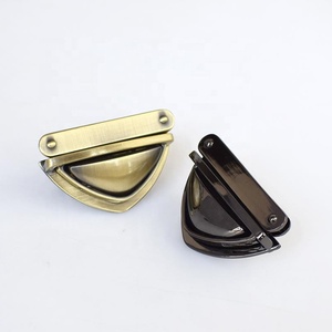Meetee KY550 <span class=keywords><strong>borsa</strong></span> <span class=keywords><strong>a</strong></span> forma di triangolo lucchetto accessori Hardware borse <span class=keywords><strong>chiusura</strong></span> <span class=keywords><strong>chiusura</strong></span> <span class=keywords><strong>chiusura</strong></span> fibbia torsione <span class=keywords><strong>borsa</strong></span> interruttore mortasa serrature - Product Image 4