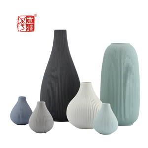 Modern China <strong>Vases</strong> / Home Goods <strong>Fine</strong> Fluted White Ceramic <strong>Vase</strong> for Table Decoration - Product Image 5