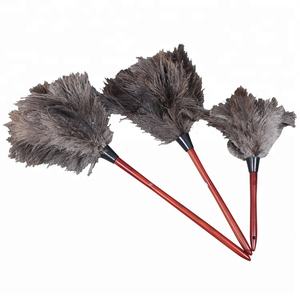 Struzzo Spolverino Qualità Ostrich Feather <span class=keywords><strong>Duster</strong></span> Con Manico In Legno - Product Image 1