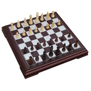 Nach maß in china holz schachbrett schach spiel set