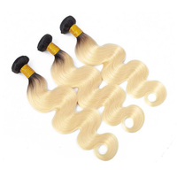 Extensions de cheveux humains 100% naturels, cheveux russes bruts de haute qualité, couleur blonde 613 avec racines noires, 10-30 pouces, ondulation lisse et soyeuse