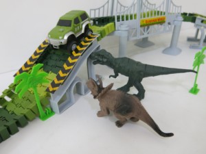 Caldo!! Mondo dei Dinosauri 142 Pezzi Pista Elettrica per Dinosauri per Creare una Strada - Product Image 5