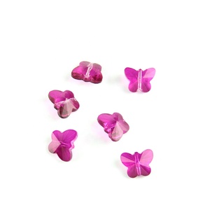 Cuentas de mariposa de cristal fucsia, abalorios de 14mm en el agujero medio, accesorios de joyería DIY