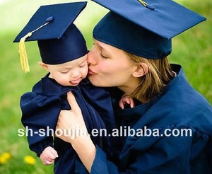 Toga y Birrete de Graduación para Bebés Prematuros de Alta Calidad - Product Image 5