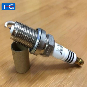 De alta calidad de iridium de la bujía CR7EIX <span class=keywords><strong>CR8EIX</strong></span> chispa enchufe para motor - Product Image 3
