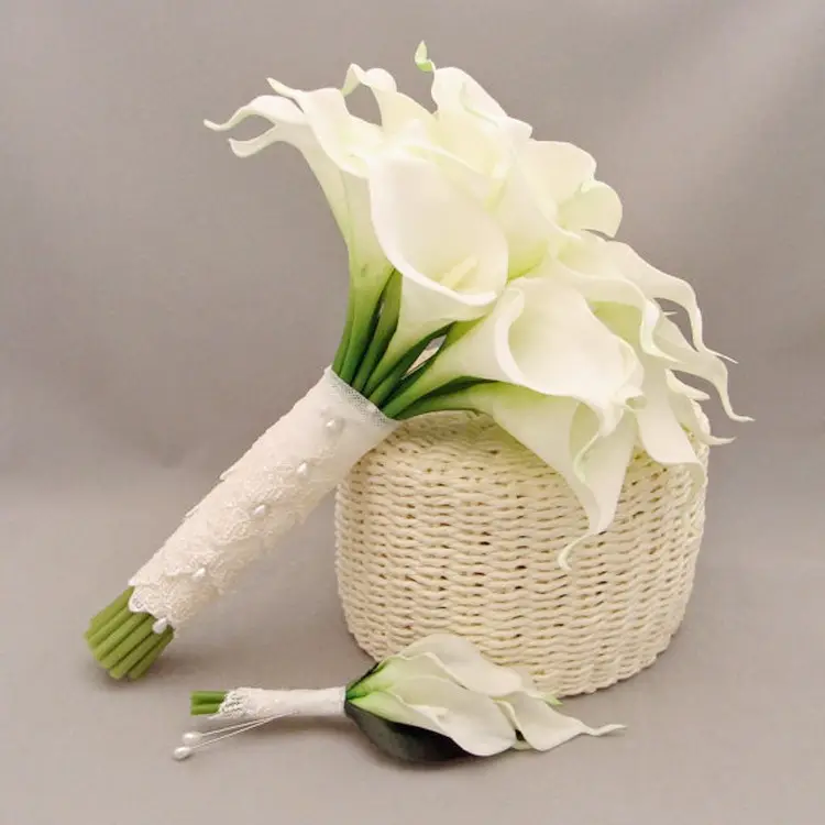 Bianco da sposa da sposa calla lily mazzi di fiori