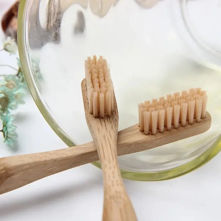 Escova de dente de bambu natural de carvão biodegradável, confortável