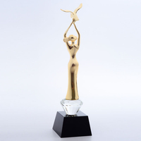 OEM / ODM Offre Spéciale mode oiseau femelle or argent cuivre de danse en métal trophée en cristal