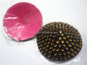 Shiny <strong>Small</strong> Gold Diamond Round-shaped Sexy <strong>Beauty</strong> <strong>Girls</strong> Nipple Cover - Product Image 3
