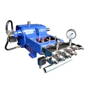 Cold water cleaning ultra-high pressure water rust removal equipment for removing