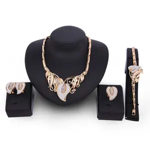 Set Perhiasan Pengantin Polki India, 2017, Set Perhiasan Pengantin India Merah Tua Online - Product Image 1