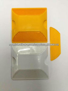 Novedades / Altas reflectantes de plástico postes de carretera con gran reflector - Product Image 1