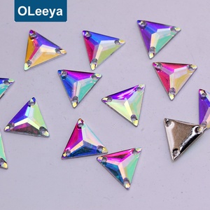 OLeeya מכירה לוהטת 16mm שרף קריסטל AB משולש אבני חן שטוח חזור לתפור Rhinestones על נעליים - Product Image 3