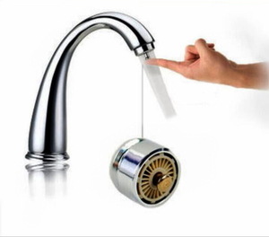 Nouveau style cuisine <span class=keywords><strong>salle</strong></span> <span class=keywords><strong>de</strong></span> <span class=keywords><strong>bain</strong></span> <span class=keywords><strong>robinet</strong></span> en laiton économie d'eau tactile <span class=keywords><strong>robinet</strong></span> aérateur - Product Image 2