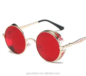 2017 Nuevo Modelo de 8826 vintage punk gafas de sol redondas de metal gafas de pc rojo dropshipping. Exclusivo. china sombrillas