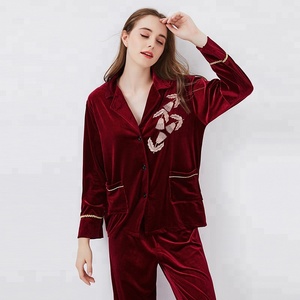 Inverno <span class=keywords><strong>Velluto</strong></span> <span class=keywords><strong>Velluto</strong></span> Delle Donne Pantaloni Del <span class=keywords><strong>Pigiama</strong></span> Set <span class=keywords><strong>Pigiama</strong></span> Morbido per Le Donne <span class=keywords><strong>Pigiama</strong></span> Degli Indumenti Da Notte Notch Collare Button da donna Giù A Due Pezzi <span class=keywords><strong>Pigiama</strong></span> set - Product Image 2