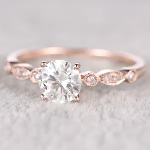 2.5ct Round Forever Brilliant Moissanite & Diamond 古董订婚戒指 14 k