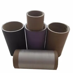 Cones de papel do fio têxtil do tamanho diferente usado