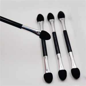 Pinceau de maquillage en gros Pinceau <span class=keywords><strong>applicateur</strong></span> de <span class=keywords><strong>mousse</strong></span> d'ombre <span class=keywords><strong>à</strong></span> paupières noir - Product Image 6