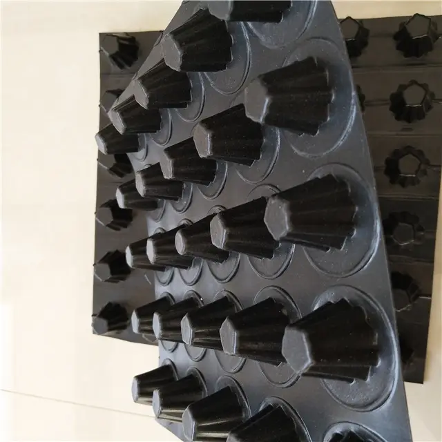 Vakıf dampproofing ve duvar su yalıtımı için HDPE drenaj çukurlu membran