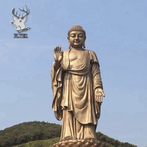 Famosa Estatua de Buda Sentado de Bronce Grande de China, Estatuas de Buda de Latón, Estatua de Buda de Metal Antiguo en Venta - Product Image 6