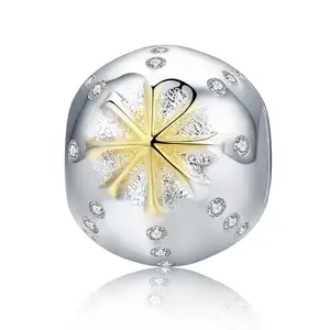 Gold Edelweiss Klare Kristalle Silber Perlen Charme