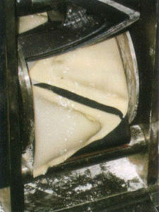 Machine automatique de fabrication de samosas, empanadas et raviolis en acier inoxydable, équipement alimentaire - Product Image 2