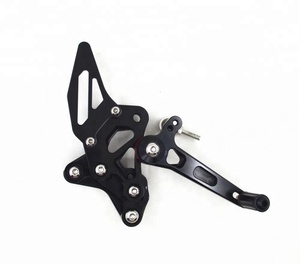 Phụ tùng xe máy hợp kim nhôm, bộ gác chân sau 1098 - Product Image 4