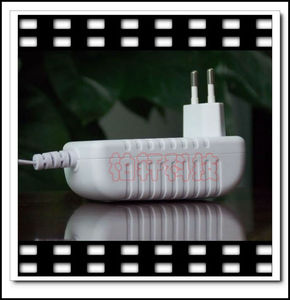 Los E.E.U.U./Reino Unido/UE/la CCE V 3V del AU/CCC al adaptador de corriente alterna universal de 12V 2A con con OCP, OVP - Product Image 1