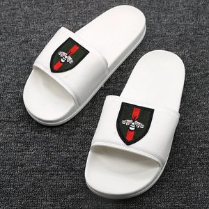 Son yeni varış OEM tasarımcı PU terlik sandalet özel erkekler düz slaytlar erkekler için - Product Image 4