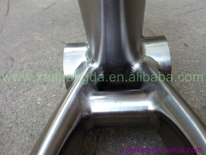 Alta luz titan <span class=keywords><strong>de</strong></span> enrutamiento interior ti marco <span class=keywords><strong>de</strong></span> bicicleta <span class=keywords><strong>de</strong></span> carretera 48 cm cuadros <span class=keywords><strong>de</strong></span> bicicleta <span class=keywords><strong>de</strong></span> carreras - Product Image 4