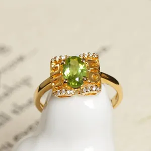 SGARIT Cincin Pertunangan Batu Olivin 5X7Mm Cincin Dapat Disesuaikan Mode Baru 925 Perhiasan Kristal Perak Murni