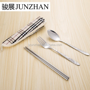 Cuillères <span class=keywords><strong>de</strong></span> <span class=keywords><strong>table</strong></span> en acier inoxydable, poignée papillon bon marché <span class=keywords><strong>de</strong></span> 10 pouces avec sablage - Product Image 6