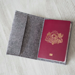 Cartera de viaje de fieltro personalizada, funda de pasaporte de fieltro - Product Image 6