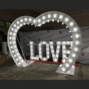 Letrero Decorativo LED Iluminado en Forma de Corazón para Arco de Boda o Fiesta - Product Image 2