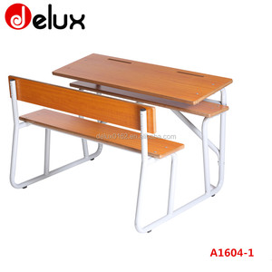 Moderne Afrika-Stijl Massief Metalen Schoolset Tweepersoons Klaslokaal Bureaustoel Hout Student Kleuterschool