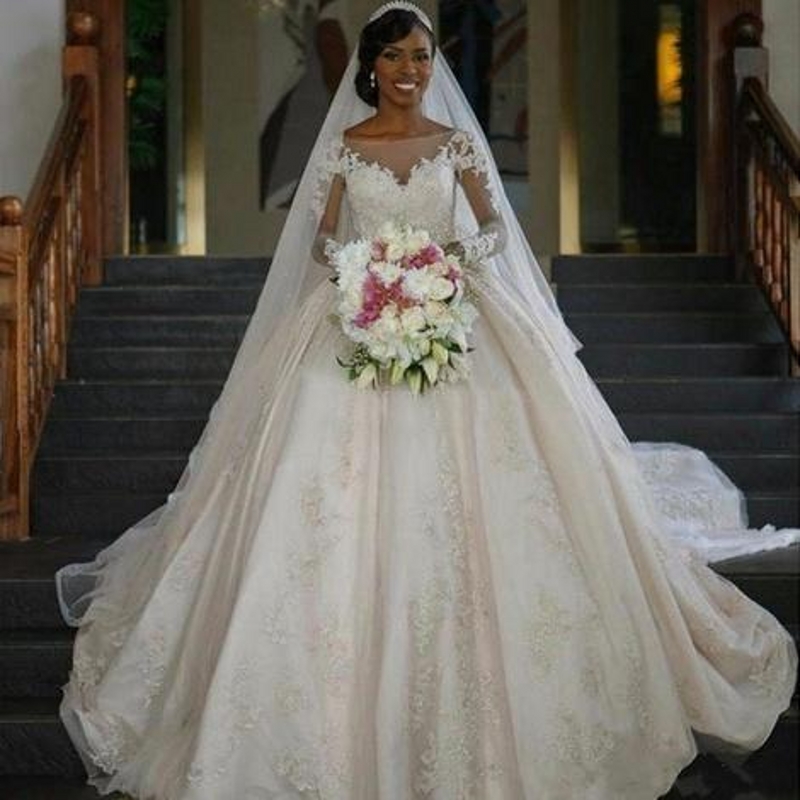 Customized Elegant African Wedding Dress with Long Sleeves Customized Elegant African Wedding Dress with Long Sleeves