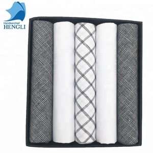 Hengli — <span class=keywords><strong>mouchoir</strong></span> de poche pour homme d'affaires, boîte-cadeau avec grille grise et bleue, avec fenêtre en plastique PVC, 5 paquets - Product Image 5