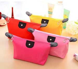 Mini sac de maquillage en polyester à motif de bonbons avec fermeture éclair de voyage à la mode avec logos personnalisés pour le <span class=keywords><strong>rangement</strong></span> du maquillage - Product Image 5