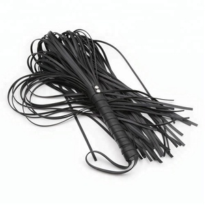 Sm Lederen Flogger Mannelijke <span class=keywords><strong>Bondage</strong></span> Fetisj Seksspeeltje Spanking Koppels Speelgoed Nieuwigheid Spanking Flogger - Product Image 1