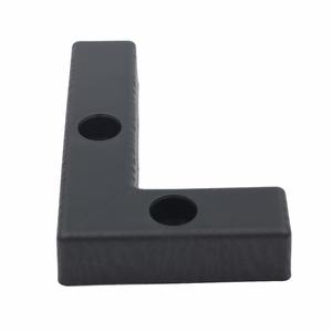 Patas de Plástico en Forma de L de 200*45*35mm para Muebles - Product Image 4