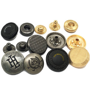 Vente en gros de vestes en alliage de zinc plaquées à mailles <span class=keywords><strong>Boutons</strong></span> Vêtements Logo en relief Casquette tête de mort décorative Bouton pression Couvre-bouton Pinces métalliques - Product Image 4