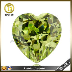 Gemas sintéticas de zirconia cubica de piedra en forma de corazón - Product Image 1