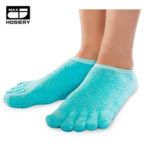 5趾凝胶保湿袜子，用于干燥的脚，脚后跟，老茧，受损的角质层和粗糙的皮肤