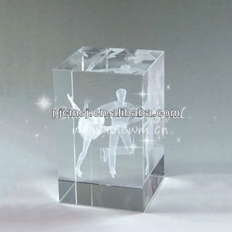 2015 Cube 3D лазерной гравировкой кристалла подарки для Dancer выступает сувениры