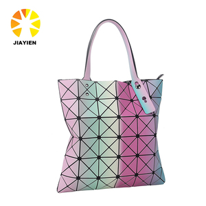 Características de la <span class=keywords><strong>moda</strong></span> <span class=keywords><strong>revista</strong></span> de la <span class=keywords><strong>mujer</strong></span> del bolso - Product Image 3