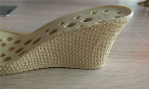 Machine à semelles de chaussures en PU avec convoyeur à 24 stations - Product Image 4